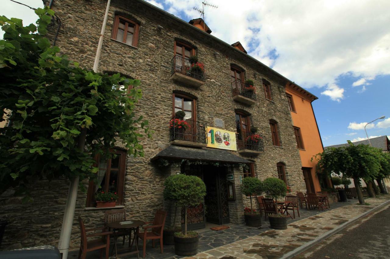Hotel Poldo La Guingueta D'Aneu Exteriér fotografie